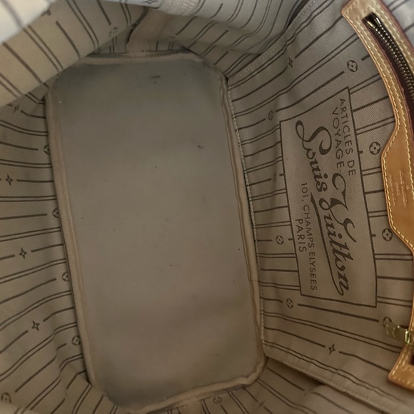 Louis Vuitton Neverfull MM - Picture 2 of 8